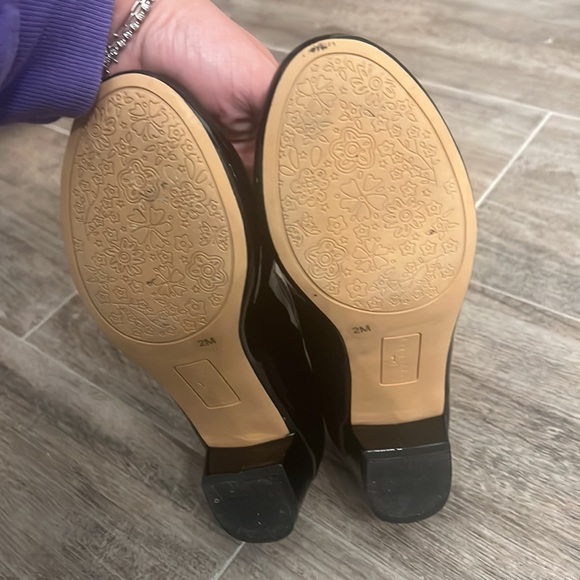 Copper Key girls patent shoes - Picture 2 of 3